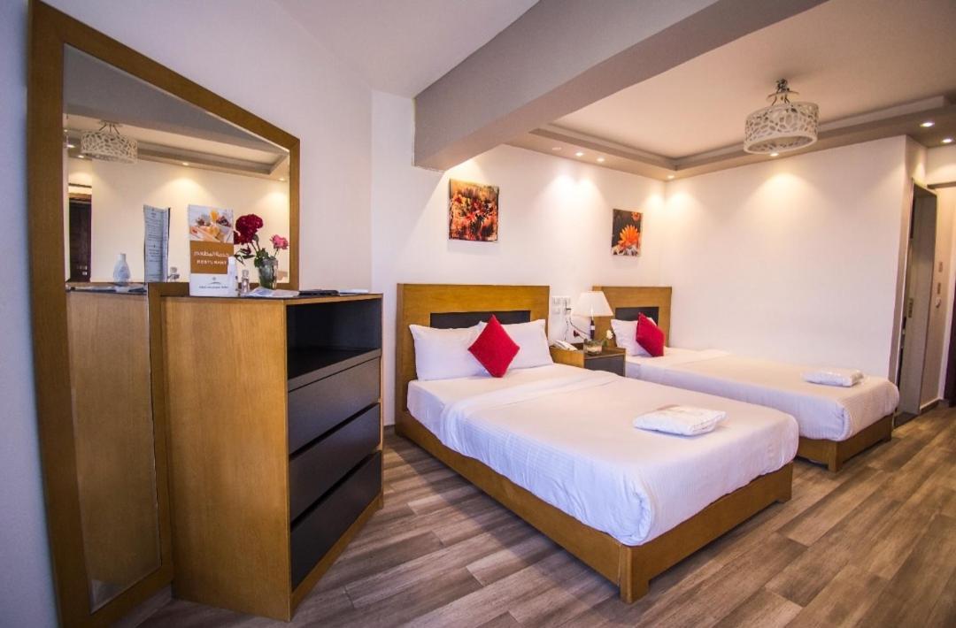 Nile Guardian Hotel ギーザ エクステリア 写真