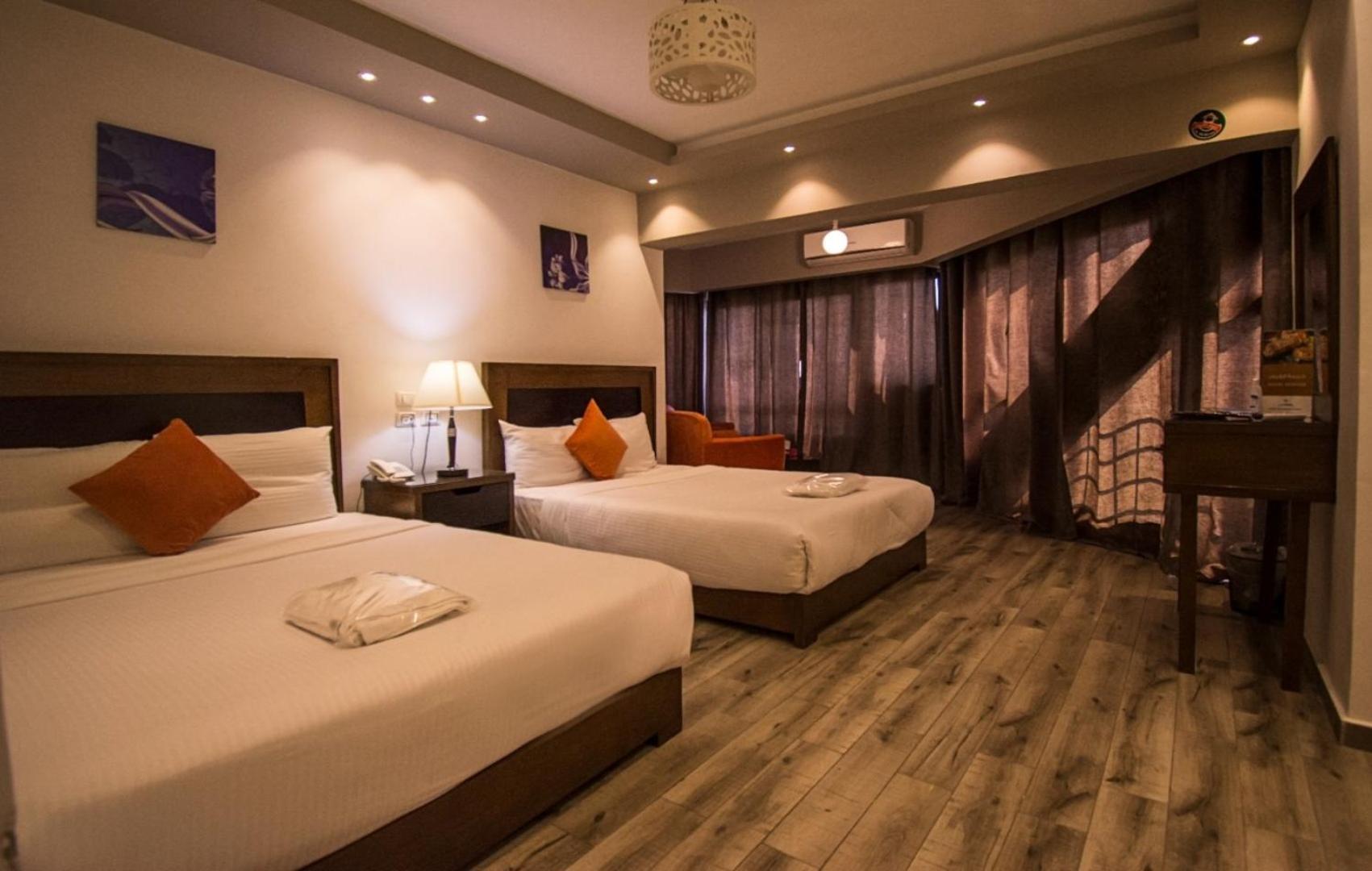 Nile Guardian Hotel ギーザ エクステリア 写真